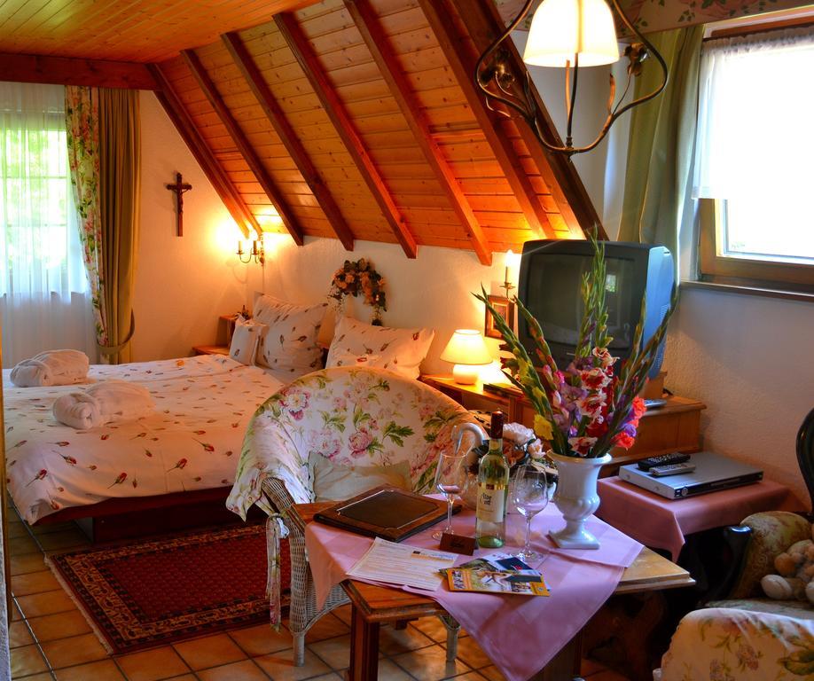 Haus Bachschwalbe Daire Sasbachwalden Oda fotoğraf